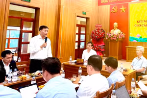 Tiến sĩ Đặng Nguyên Mạnh - Hiệu trưởng Trường cao đẳng Nghề Thái Bình phát biểu tại hội nghị.