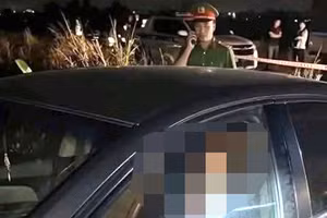 Nghi phạm được phát hiện đã tử vong trong xe ô tô.