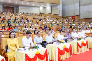 Các đại biểu dự hội nghị