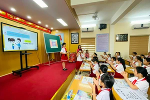 Đẩy mạnh giáo dục STEAM, nghiên cứu khoa học và phát triển năng lực số trong trường phổ thông.