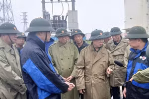 Phó Thủ tướng Trần Hồng Hà kiểm tra công tác phòng, chống bão số 3 tại tỉnh Hưng Yên.