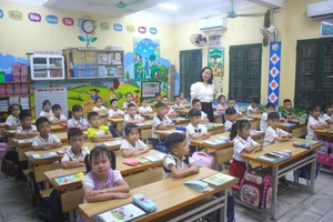 Hưng Yên phổ cập giáo dục tiểu học và trung học cơ sở đạt mức độ 3.