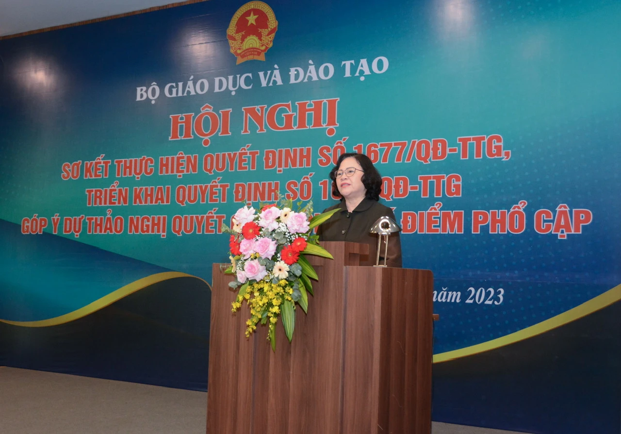 Thứ trưởng Ngô Thị Minh phát biểu tại Hội nghị.