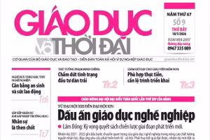 Tin tức báo in 10/1: Cân bằng an sinh và sức lao động