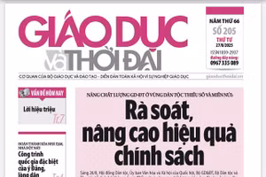 Tin tức báo in 27/8: Điểm chuẩn cao ở một số ngành phản ánh sự phân hóa