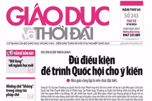 Tin tức báo in 9/10: Nhà giáo công lập là viên chức đặc biệt