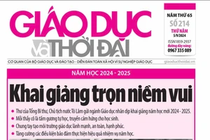 Tin tức báo in 5/9: Khai giảng trọn niềm vui