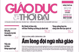 Tin tức báo in 12/9: Nhà giáo 'ấm lòng' nhờ tăng lương, chế độ đãi ngộ