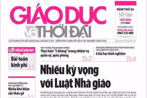 Tin tức báo in 11/7: Nhiều khó khăn cần tháo gỡ về học bạ điện tử