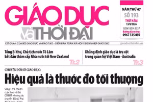 Tin tức báo in 13/8: Cú hích từ chính sách học bổng và thị trường