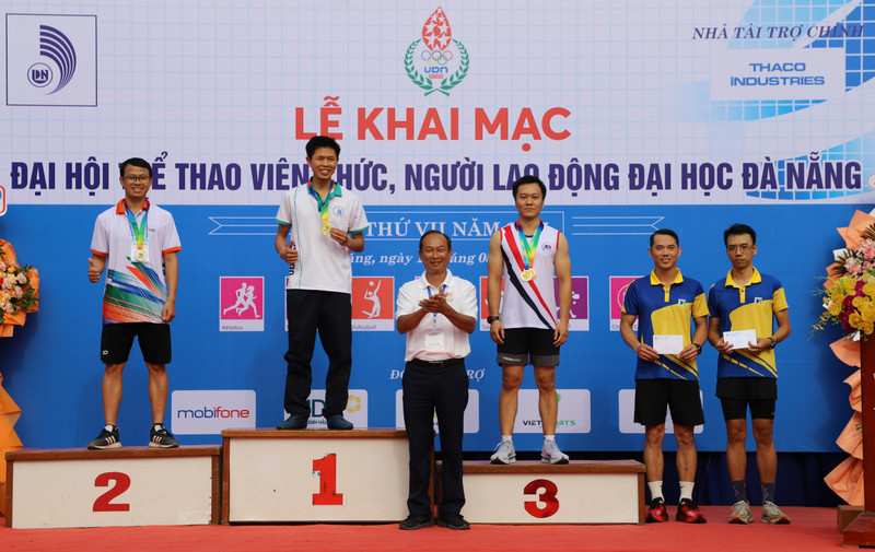 chay-bo-nam-dai-hoi-the-thao-dh-da-nang.jpg