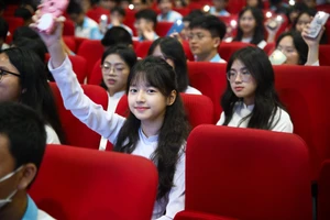 Học sinh Trường Phổ thông Năng khiếu (Đại học Quốc gia TPHCM) tại lễ khai giảng năm học 2025-2026. Ảnh: VNUHCM