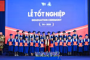 Trường Đại học Bách khoa - Đại học Quốc gia TPHCM trao bằng cho 15 tiến sĩ, đợt tháng 4/2026.