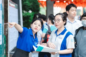 Ngày 1/6, Đại học Quốc gia TPHCM tổ chức Kỳ thi Đánh giá năng lực đợt 2 năm 2025. Trong ảnh là thí sinh dự thi tại điểm thi Trường Đại học Công Thương TPHCM.