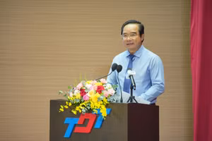 Chủ tịch UBND TPHCM Nguyễn Văn Được phát biểu tại hội nghị. 