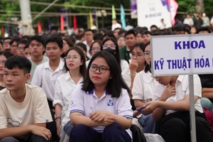 Tân sinh viên khóa 2024 tại lễ khai giảng Trường Đại học Bách khoa - Đại học Quốc gia TPHCM. (Ảnh: Lê Nam)