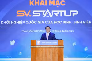 Thủ tướng Chính phủ Phạm Minh Chính phát biểu tại lễ khai mạc Ngày hội khởi nghiệp quốc gia của học sinh, sinh viên. Ảnh: VGP/Nhật Bắc