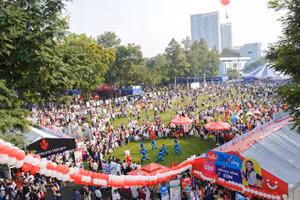 Sự kiện ngày hội tư vấn - tuyển sinh năm 2026 tại cơ sở 1 Trường Đại học Bách khoa (Đại học Quốc gia TPHCM). Ảnh: HCMUT.