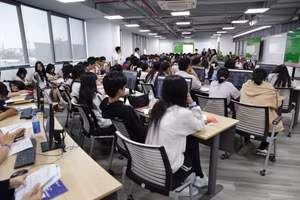 Mô hình Van Lang Global School cho sinh viên trải nghiệm học tập thực tiễn, liên ngành và đa văn hóa.