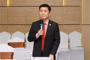 Ông Nguyễn Thanh Hiệp trong một hoạt động chuyên môn y tế, năm 2023. (Ảnh: ĐH YK PNT)