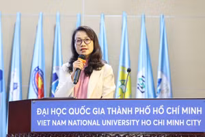 GS.TS Nguyễn Thị Thanh Mai, Giám đốc Đại học Quốc gia TPHCM tại một sự kiện vào sáng 16/1. Ảnh: Khắc Hiếu