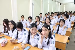 Sinh viên Trường Đại học Khoa học Sức khỏe (Đại học Quốc gia TPHCM).