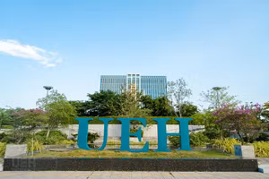 Đại học Kinh tế TPHCM, một trong ba cơ sở giáo dục được chọn trong đề án. Ảnh: UEH.