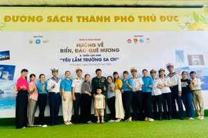 Khai mạc tuần lễ “Hướng về Biển, đảo quê hương”. (Ảnh: Đường sách TP Thủ Đức)