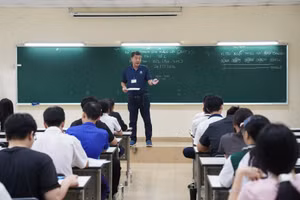 Thí sinh dự kỳ thi đánh giá năng lực đợt 2 do Đại học Quốc gia TPHCM tổ chức ngày 24/5. Ảnh: HCMUT.