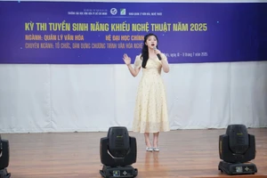 Thí sinh dự thi tuyển sinh năng khiếu nghệ thuật do Trường Đại học Văn hóa TPHCM tổ chức.