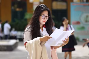 Thí sinh TPHCM dự Kỳ thi tốt nghiệp THPT năm 2024. (Ảnh: Thái Khang)