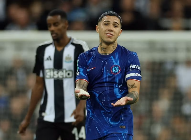 Họ đã không thể lặp lại chiến tích thắng chính đối thủ này như ở vòng 9 Ngoại hạng Anh. 8-5063.jpg