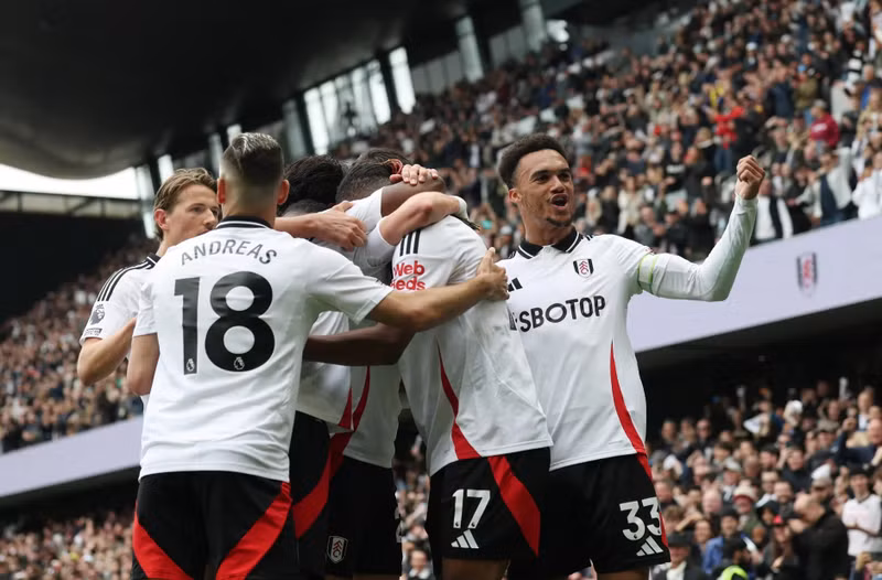 Chủ nhà Fulham duy trì được tỷ số mong manh trong phần lớn thời gian của trận đấu. chelsea-3.jpg