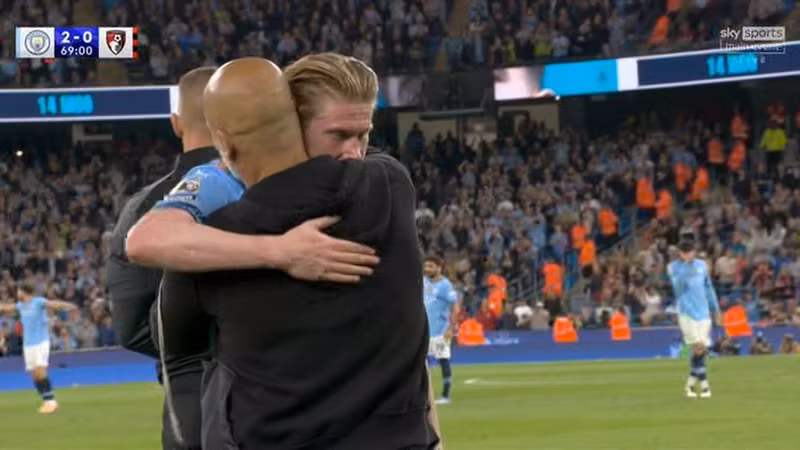 Chiến thắng giúp thầy trò Pep Guardiola trở lại vị trí thứ ba với 68 điểm, sáng cửa dự Champions League mùa sau. man-city-14.jpg