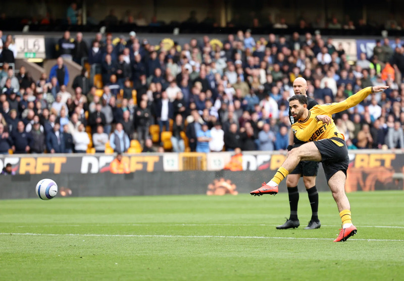 tottenham-02.jpg