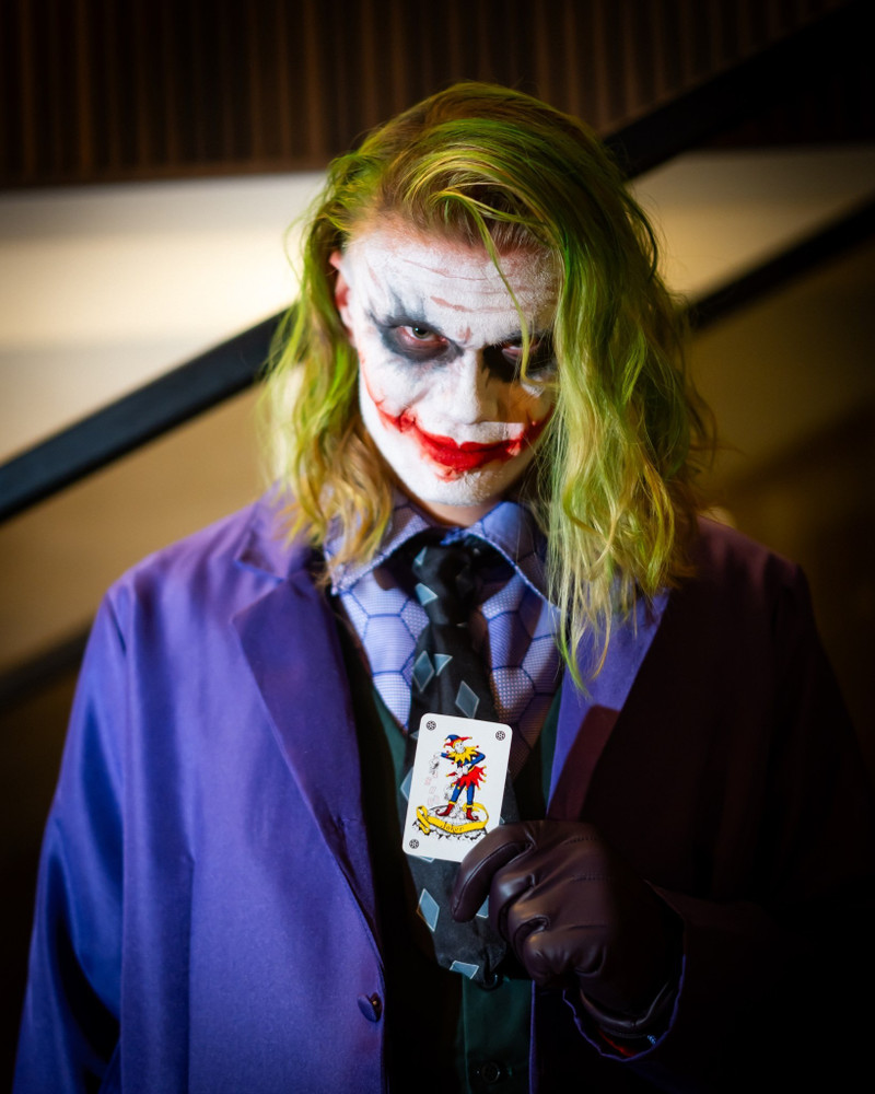 Haaland khiến người hâm mộ choáng váng khi hóa trang thành nhân vật Joker trong đêm Halloween. 1.jpg