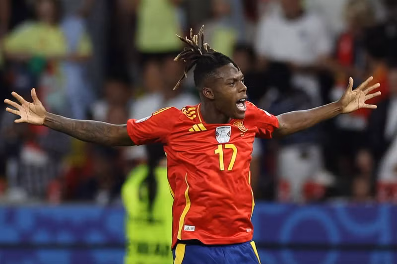 Tiền vệ trái Nico Williams: Tiền vệ Tây Ban Nha dẫn đầu giải EURO 2024 về số pha qua người với 39 lần. 9.jpeg