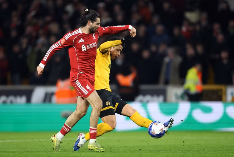 Chủ nhà Wolves chỉ có được bàn danh dự nhờ công của Hwang Hee-chan ở phút bù giờ. liverpool-8.jpg