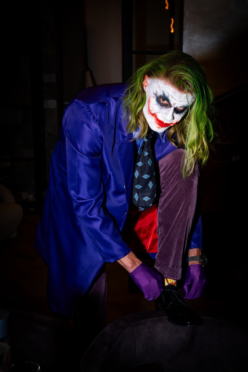 “Tiền đạo Man City hy vọng sẽ khiến các cầu thủ Bournemouth sợ hãi khi 2 đội gặp nhau ở vòng 10 Ngoại hạng Anh diễn ra tối 2/10”, tờ SunSport bình luận. 7.jpg