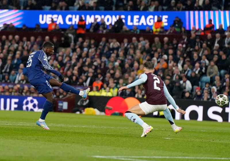 aston-villa-05.jpg