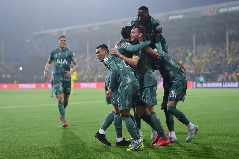 tottenham-2.jpg