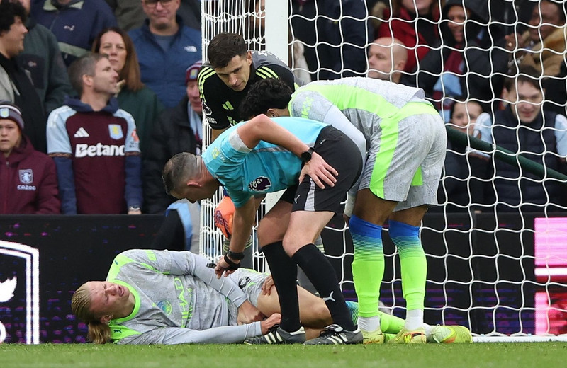 Bất chấp nỗ lực của Haaland, Man City vẫn gục ngã 0-1 trước đối thủ Aston Villa. man-city-4.jpg