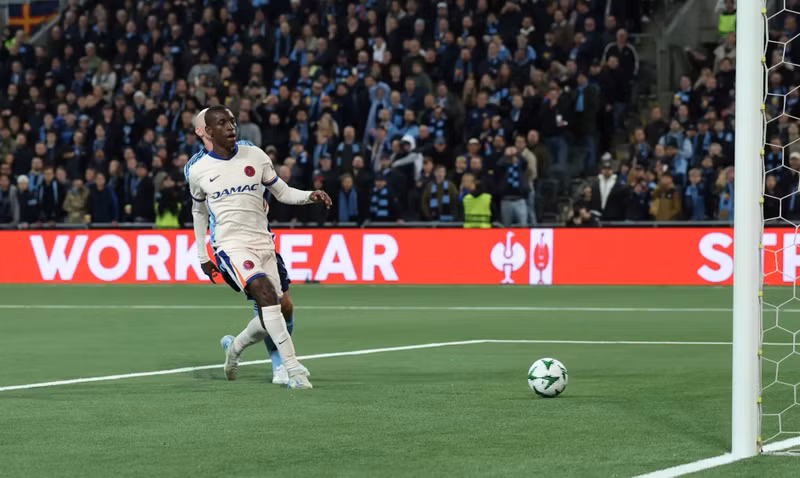 Chân sút 23 tuổi giúp Chelsea dẫn trước 4 bàn ở phút 65. chelsea-5.jpg