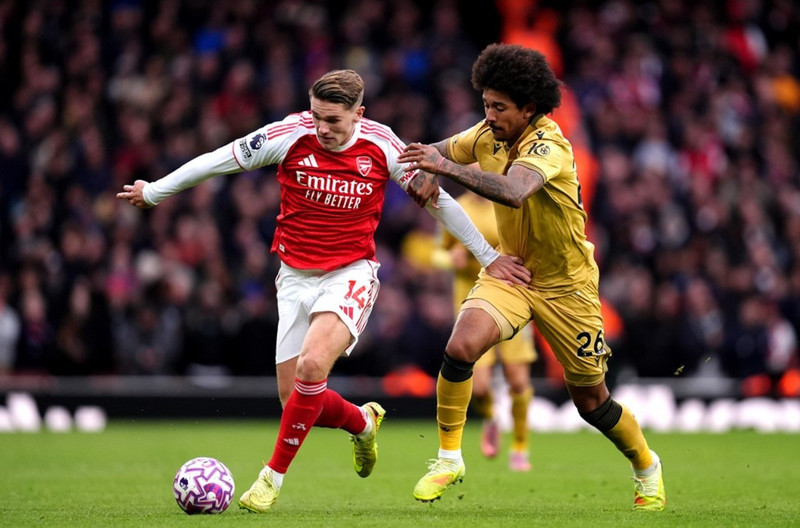Chiến thắng tối thiểu trên sân nhà Emirates giúp Pháo thủ London củng cố vững chắc ngôi đầu sau 9 vòng đấu. arsenal-3.jpg