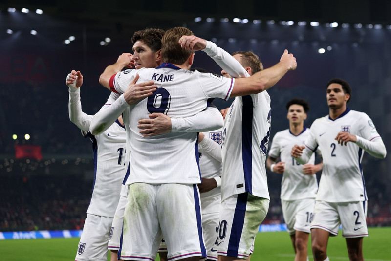 Harry Kane và các đồng đội toàn thắng cả 8 trận, ghi được 22 bàn và không để thủng lưới bàn nào. anh-5.jpg