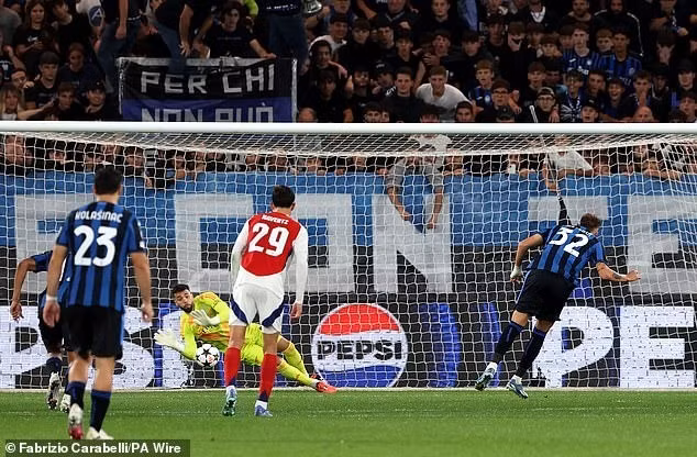 David Raya và các đồng đội trận tới sẽ phải đối đầu với Man City trong khuôn khổ vòng 5 giải Ngoại hạng Anh. 9.jpg