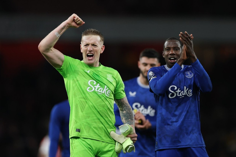 jordan-pickford-everton-celebrat.jpg