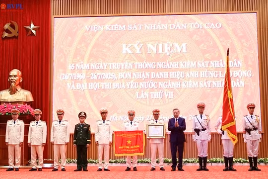 Tổng Bí thư Tô Lâm trao danh hiệu Anh hùng Lao động tặng Viện kiểm sát nhân dân tối cao tại Lễ kỷ niệm 65 năm ngày truyền thống ngành Kiểm sát nhân dân (ngày 21/7/2025)