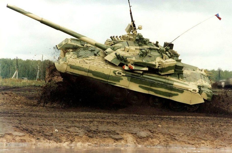 Mỹ sẽ gửi xe tăng T-84 có hệ thống bảo vệ chủ động Drozd cho Ukraine?