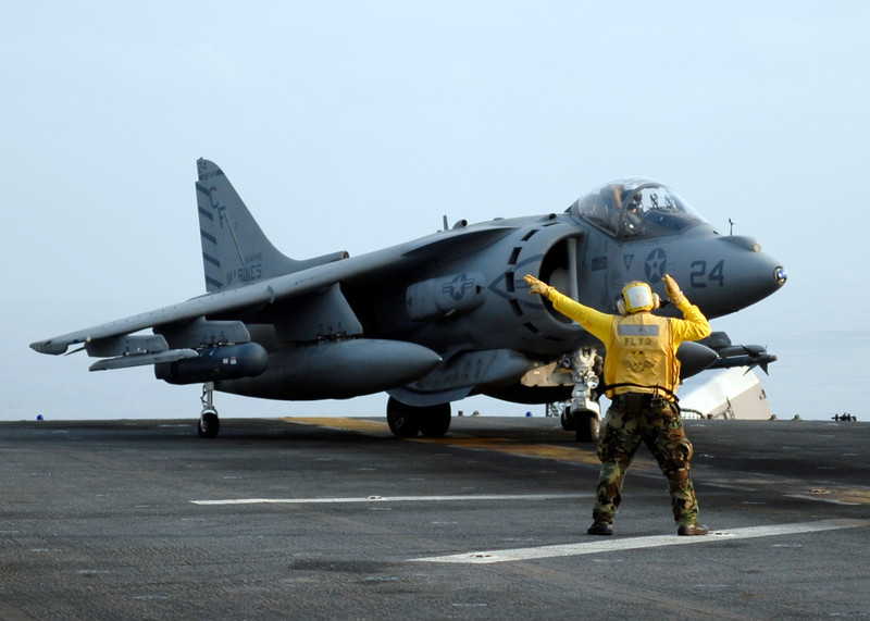 AV-8B Harrier II 'đồ cổ' lập chiến công khó tin tại Biển Đỏ